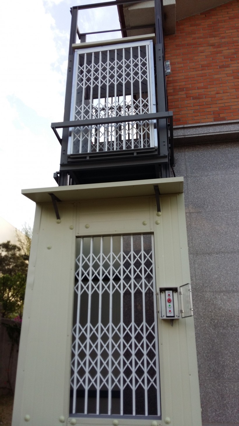 6c80ab661d8f15d5d4a555844df1ca44_1495406