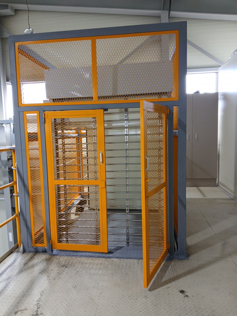 f1ab36a65db02057bb289591f57d2aba_1764061